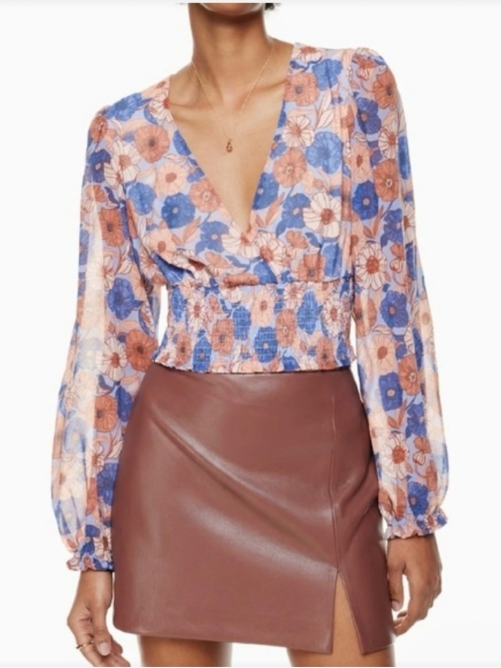 Wilfred Floral V-Neck Smocked Waist Blouse in Blue & Peach